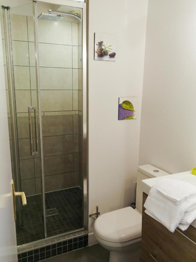 Studio Premium Zenith Arenes Purpan Toulouse Buitenkant foto