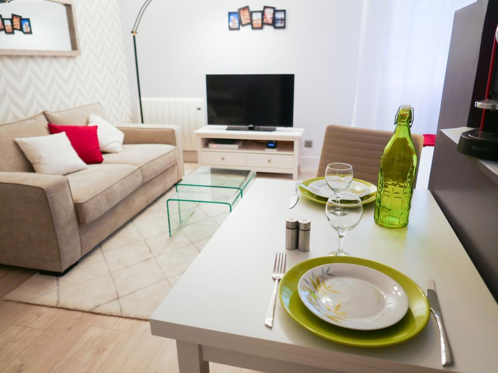 Studio Premium Zenith Arenes Purpan Toulouse Buitenkant foto